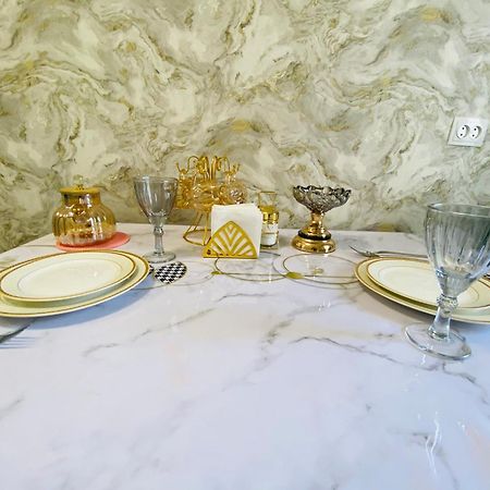 Atlantis Apartment Bishkek Bagian luar foto
