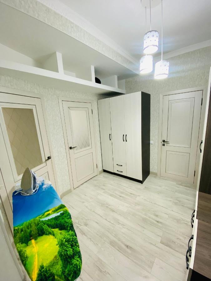 Atlantis Apartment Bishkek Bagian luar foto